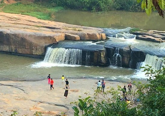 Doluri River