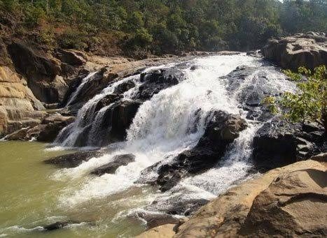 Putudi Waterfall
